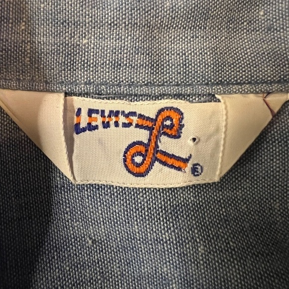 VINTAGE LEVI’S WOMENS LONG SLEEVE BUTTONED DOWN SHIRT WITH COWGIRL FLAIR - Picture 6 of 16